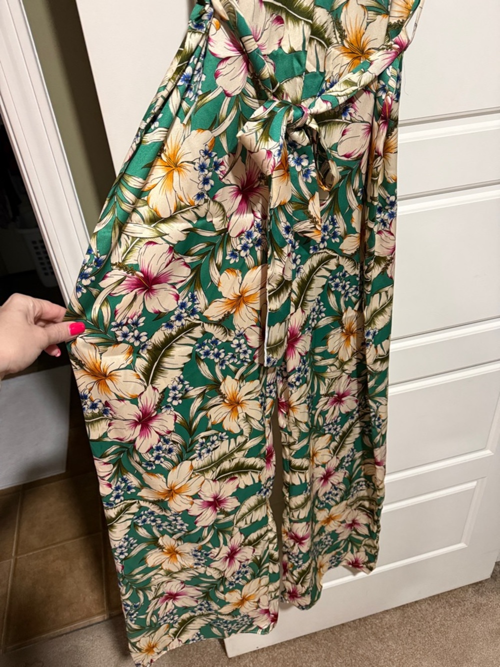 Zara Green Floral Halter Wide-Leg Jumpsuit - Picture 4 of 8